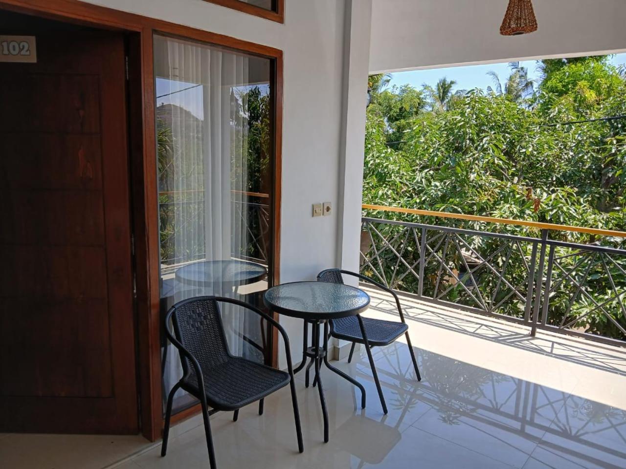 Warm Villas Lombok Kuta  Exterior photo